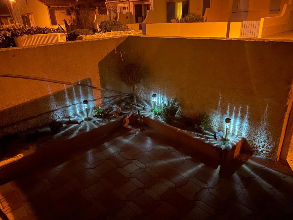 Ferienhaus In Residence Naturiste Direkt Am Strand Leucate Exteriör bild